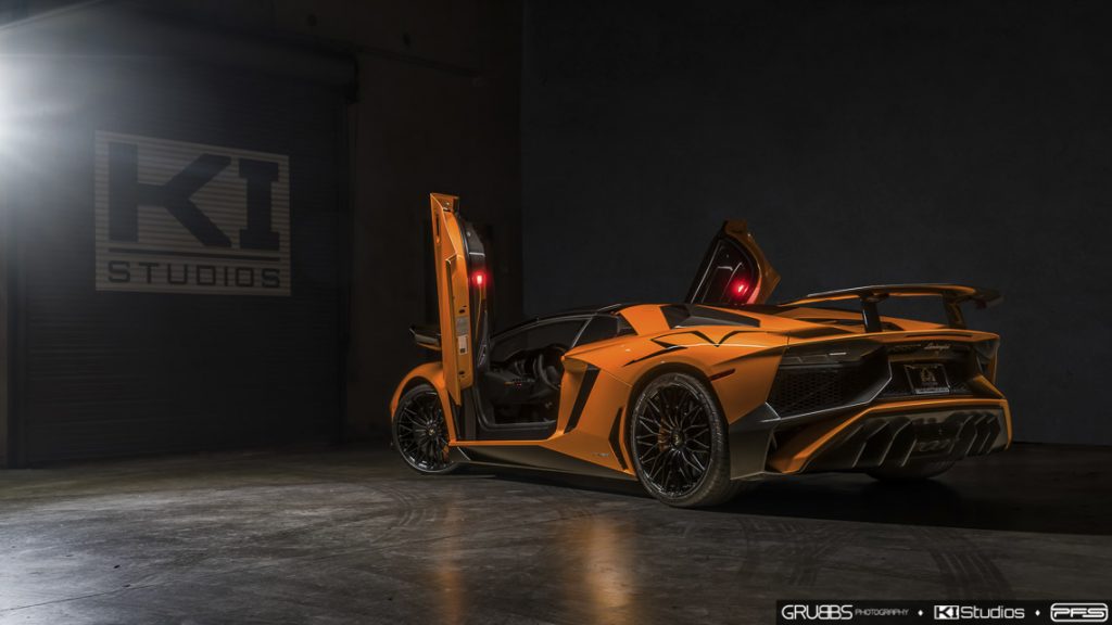 Lamborghini Aventador SV Roadster Doors Up